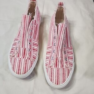 Striped Red Women's Slip-On Shoes